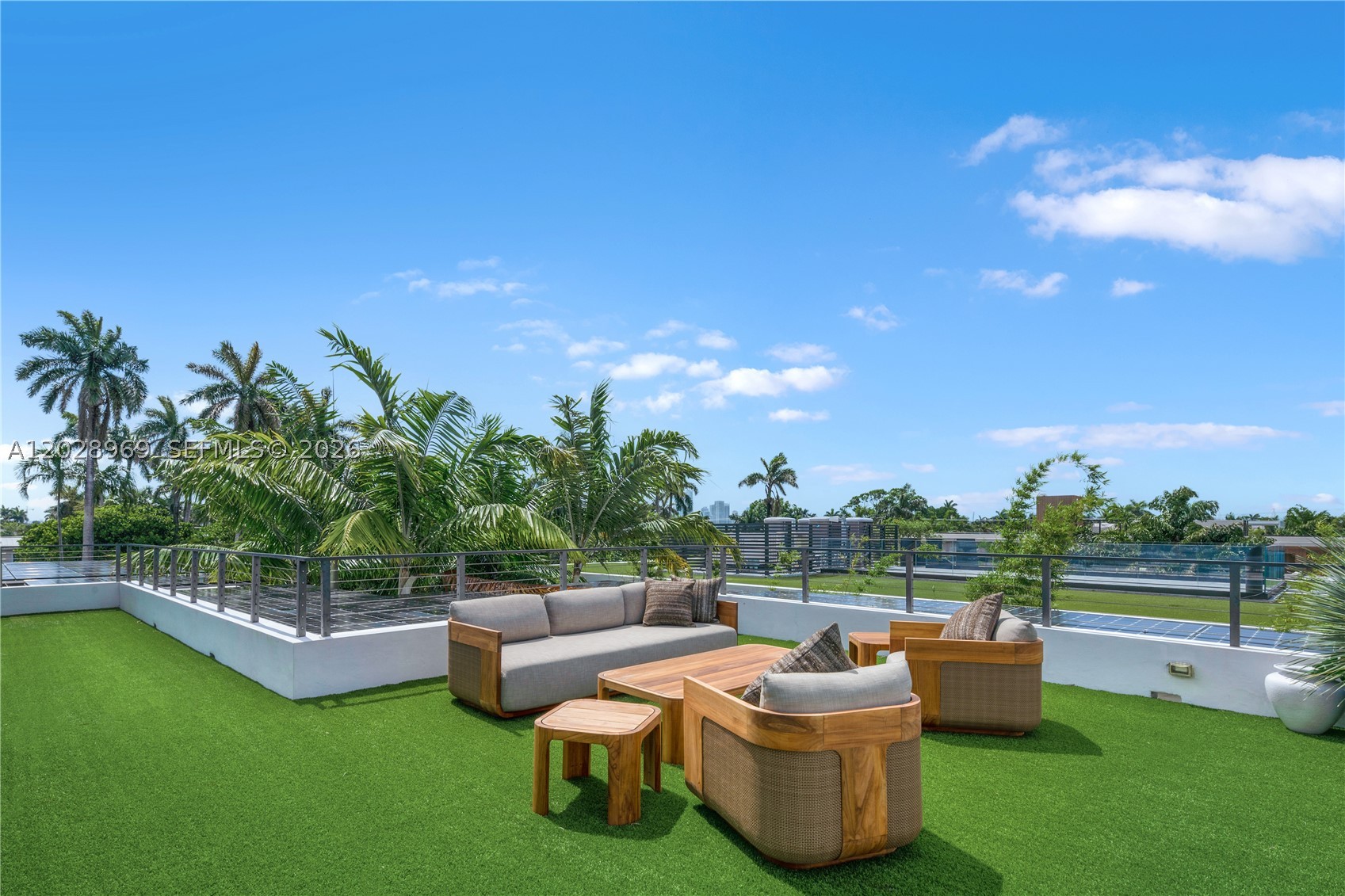 DI LIDO ISLAND - Residential