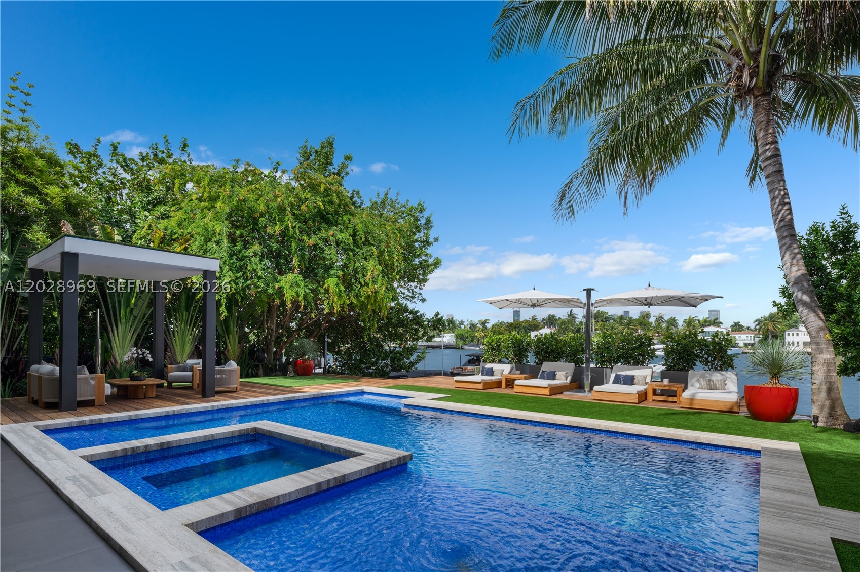 DI LIDO ISLAND - Residential