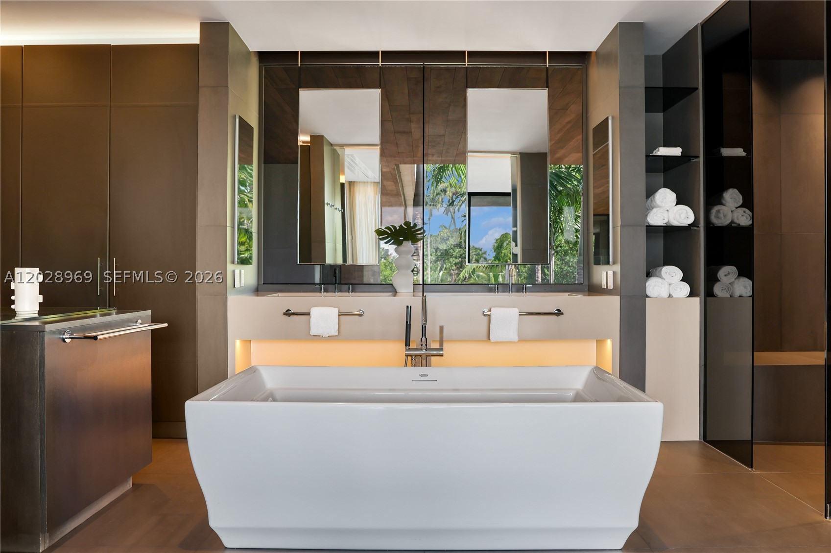 DI LIDO ISLAND - Residential