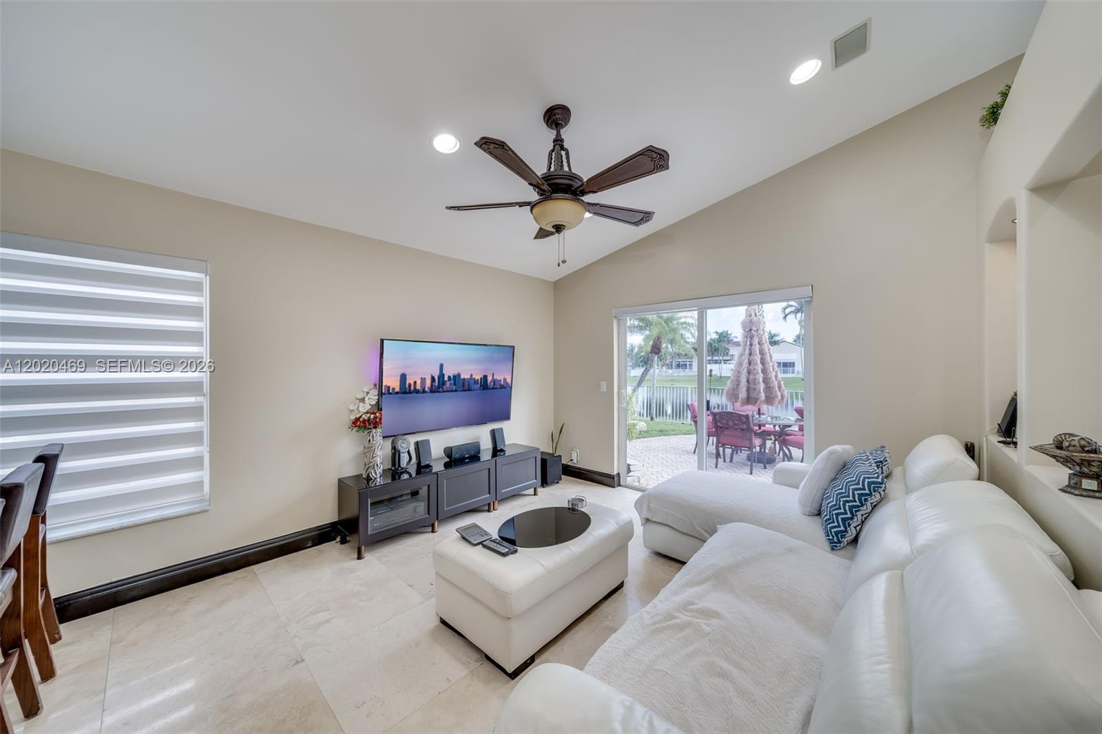 BANYAN OAKRIDGE PLAT - Residential