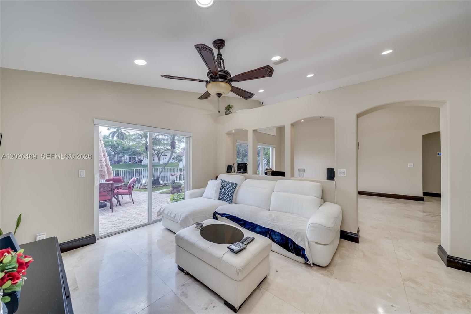 BANYAN OAKRIDGE PLAT - Residential