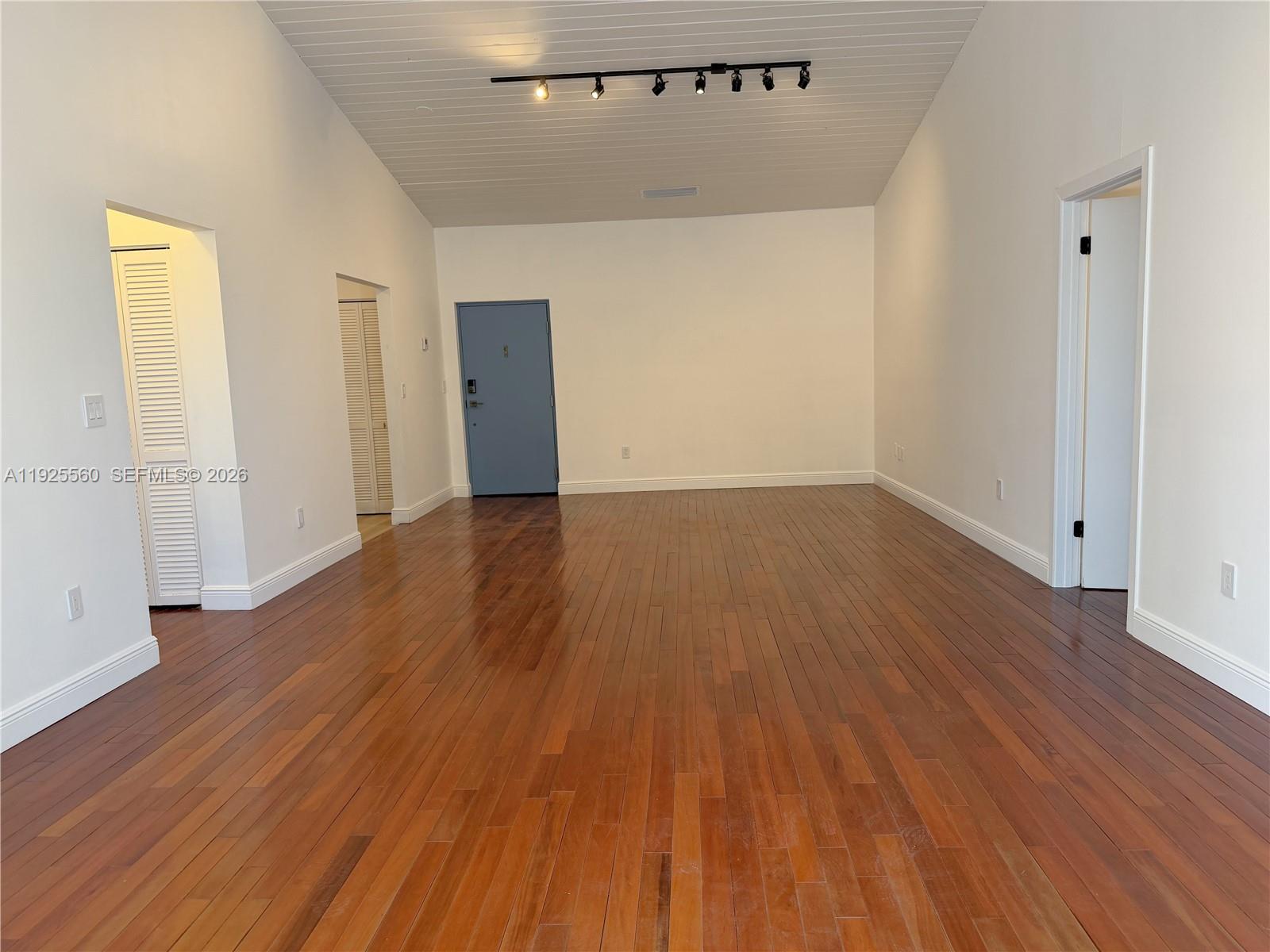 OCEAN VILLAGE CONDO - Residential Lease