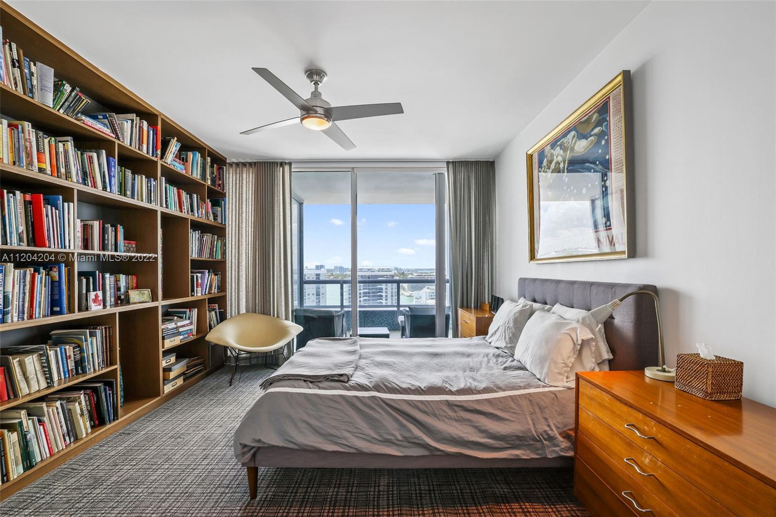 CARILLON CONDO SOUTH - Residential