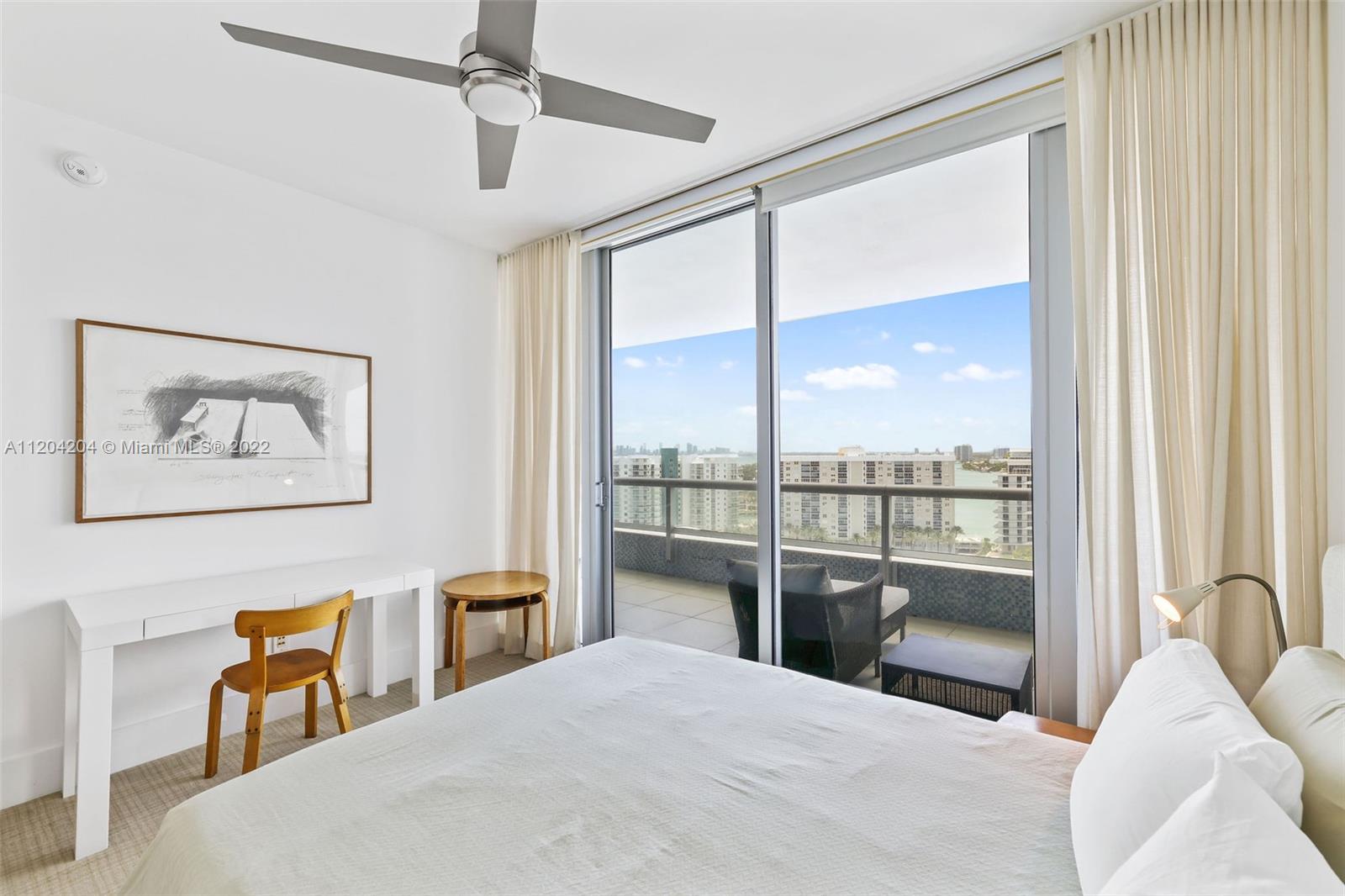 CARILLON CONDO SOUTH - Residential