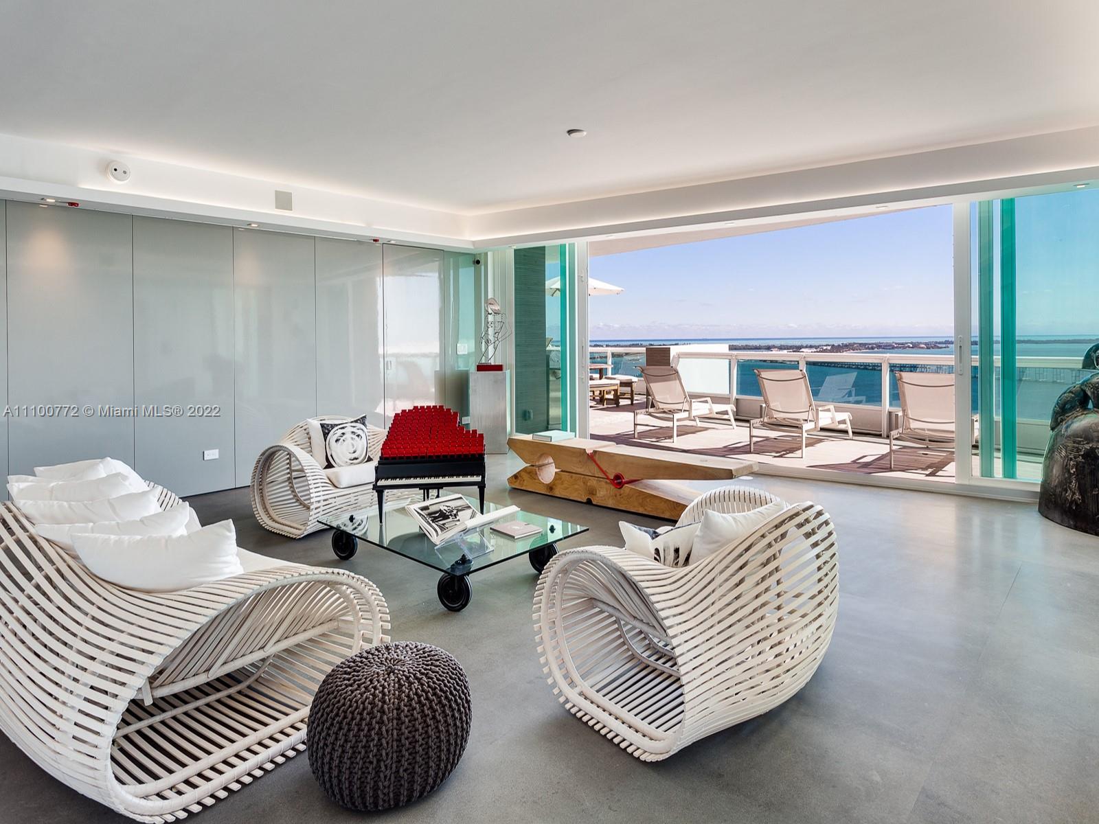 SANTA MARIA CONDO - Residential