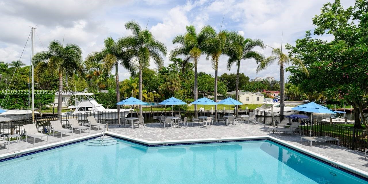 RIVER REACH CONDOMINIUM I - Residential