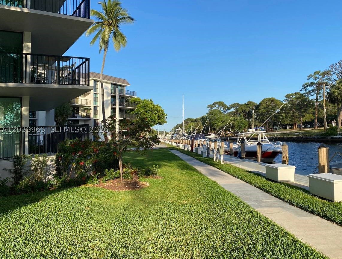 RIVER REACH CONDOMINIUM I - Residential