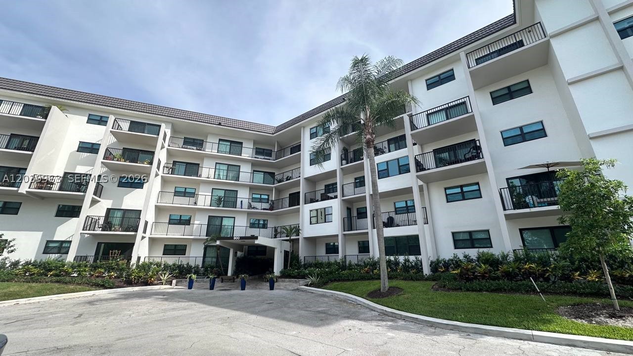 RIVER REACH CONDOMINIUM I - Residential