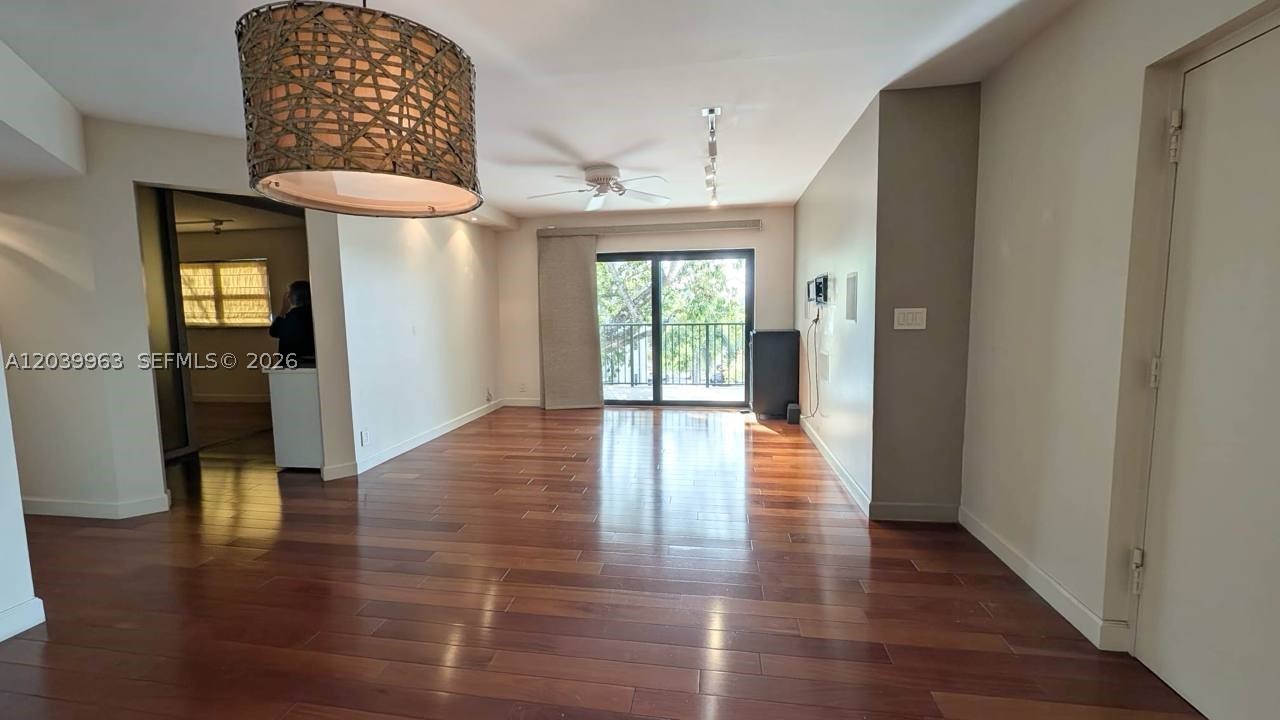 RIVER REACH CONDOMINIUM I - Residential