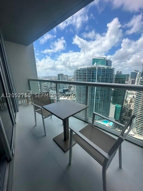 ICONBRICKELL CONDO NO 1 - Residential Lease