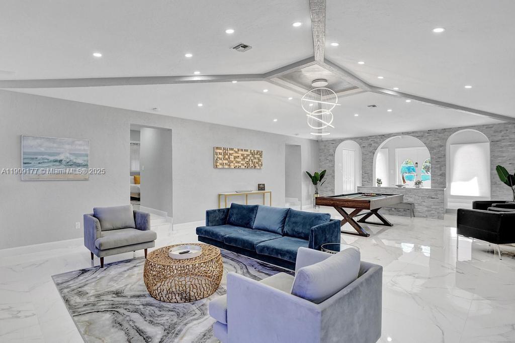 COVE 5TH SEC - Residential
