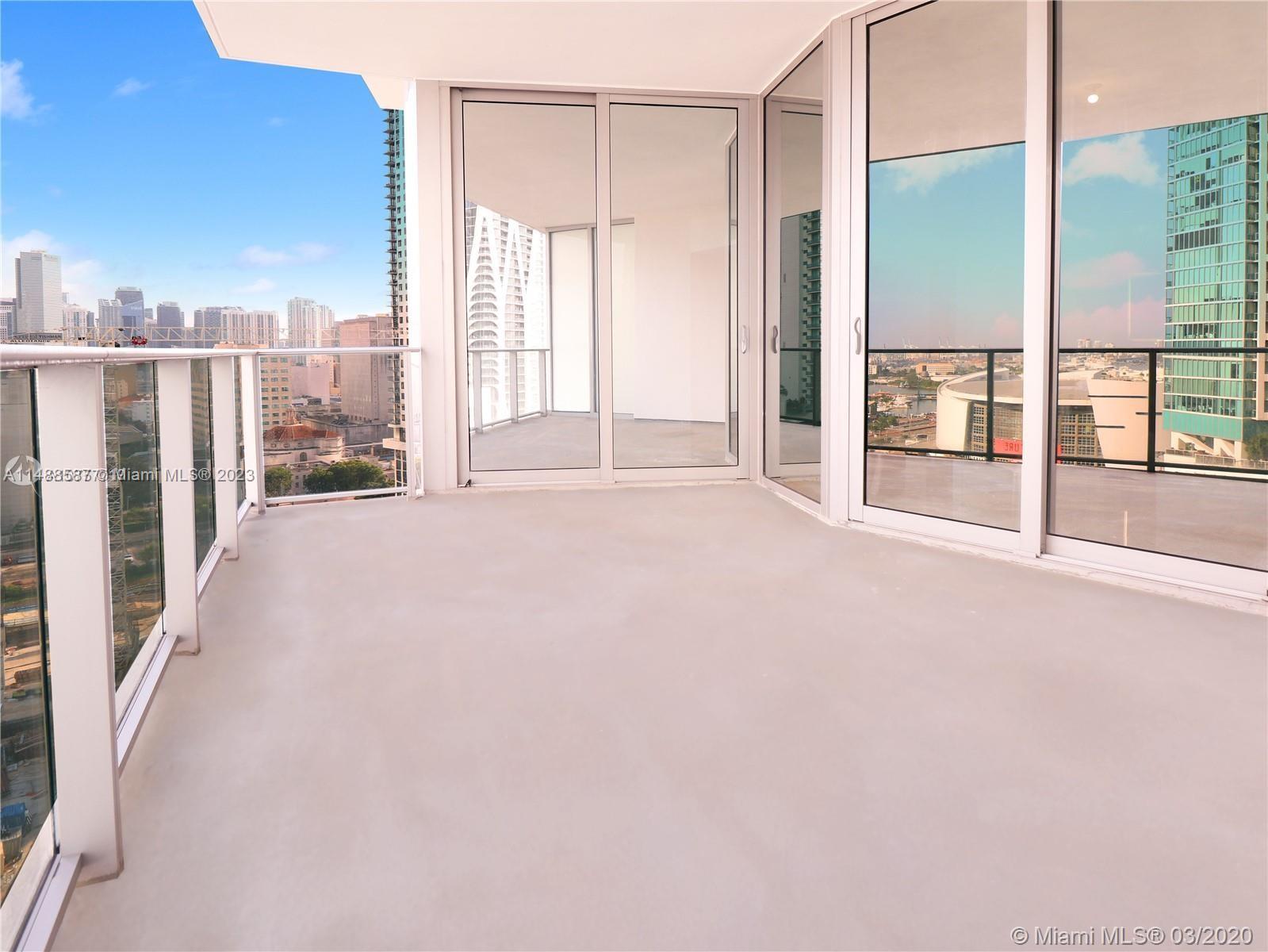 PARAMOUNT MIAMI WORLDCENT - Residential Lease