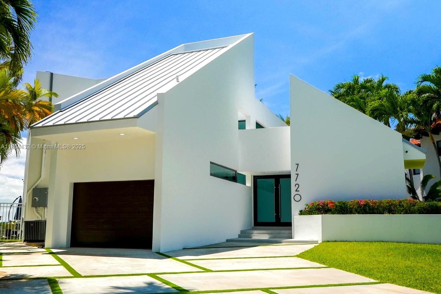 NORTH BAY ISLAND - Residential