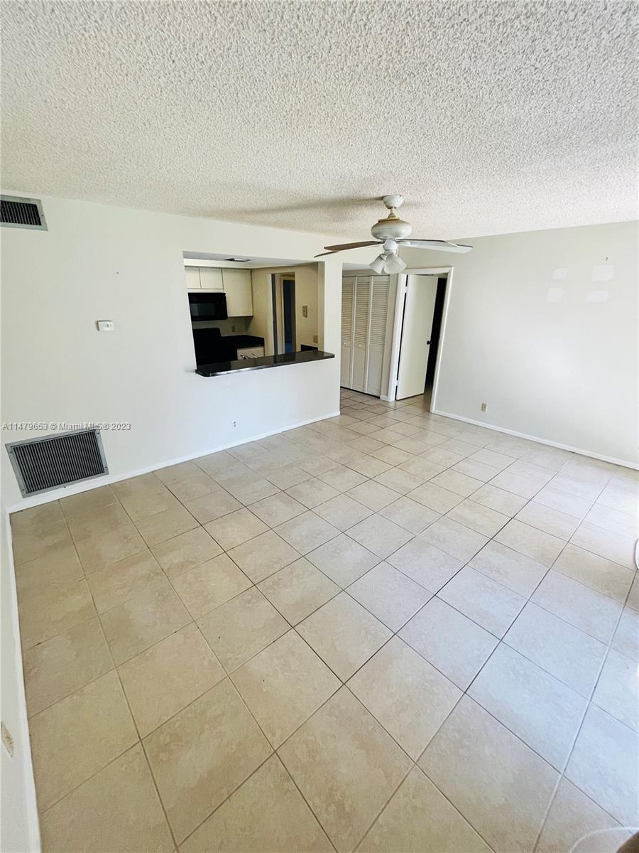 FRENCH QUARTER CONDOMINIU - Residential Lease