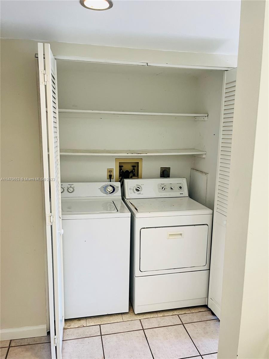 FRENCH QUARTER CONDOMINIU - Residential Lease