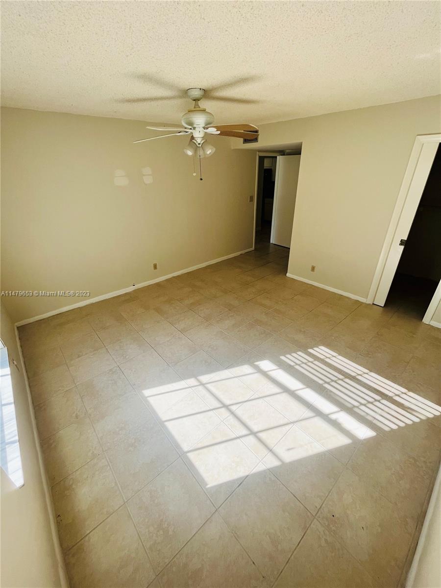FRENCH QUARTER CONDOMINIU - Residential Lease