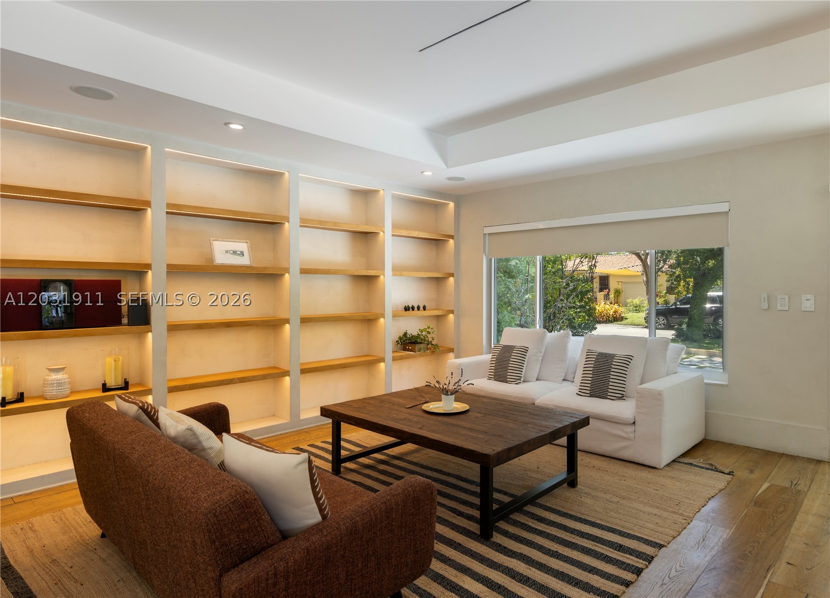 PARK PLAZA - Residential Lease