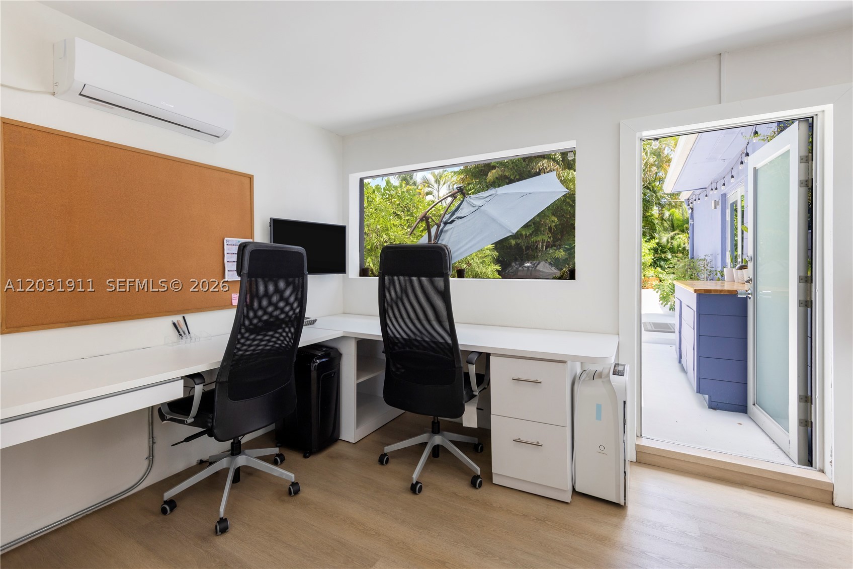 PARK PLAZA - Residential Lease