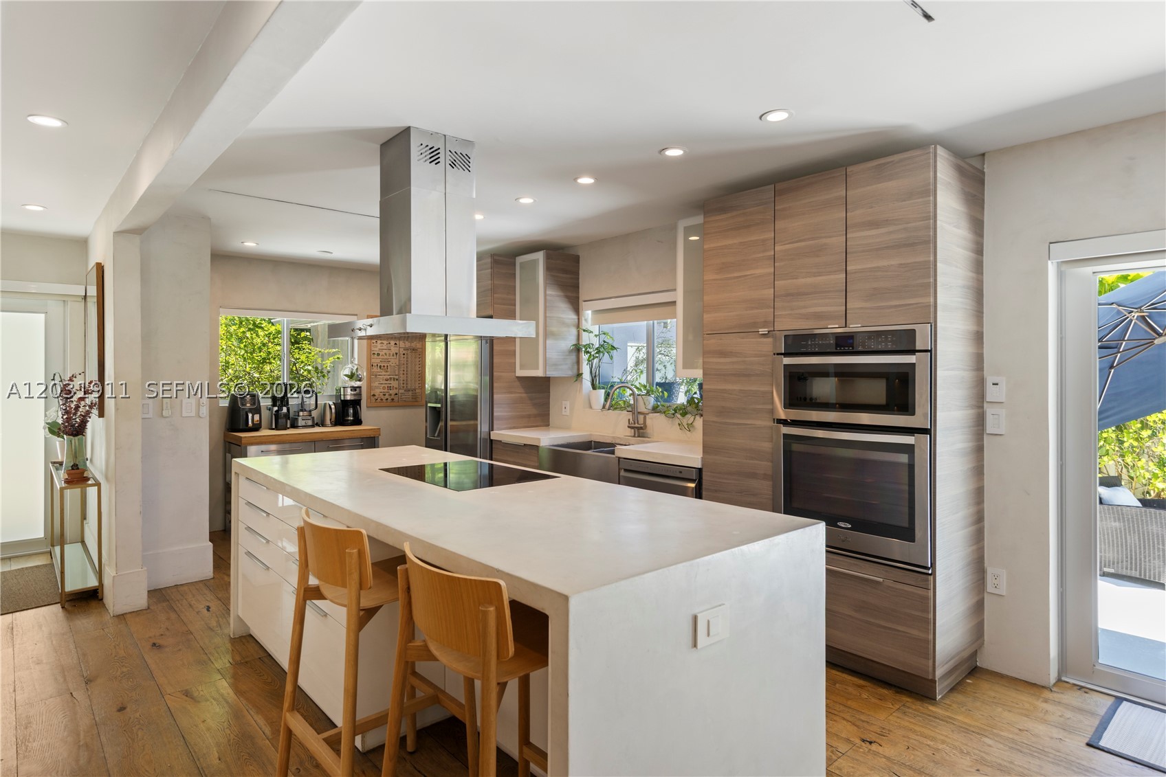 PARK PLAZA - Residential Lease