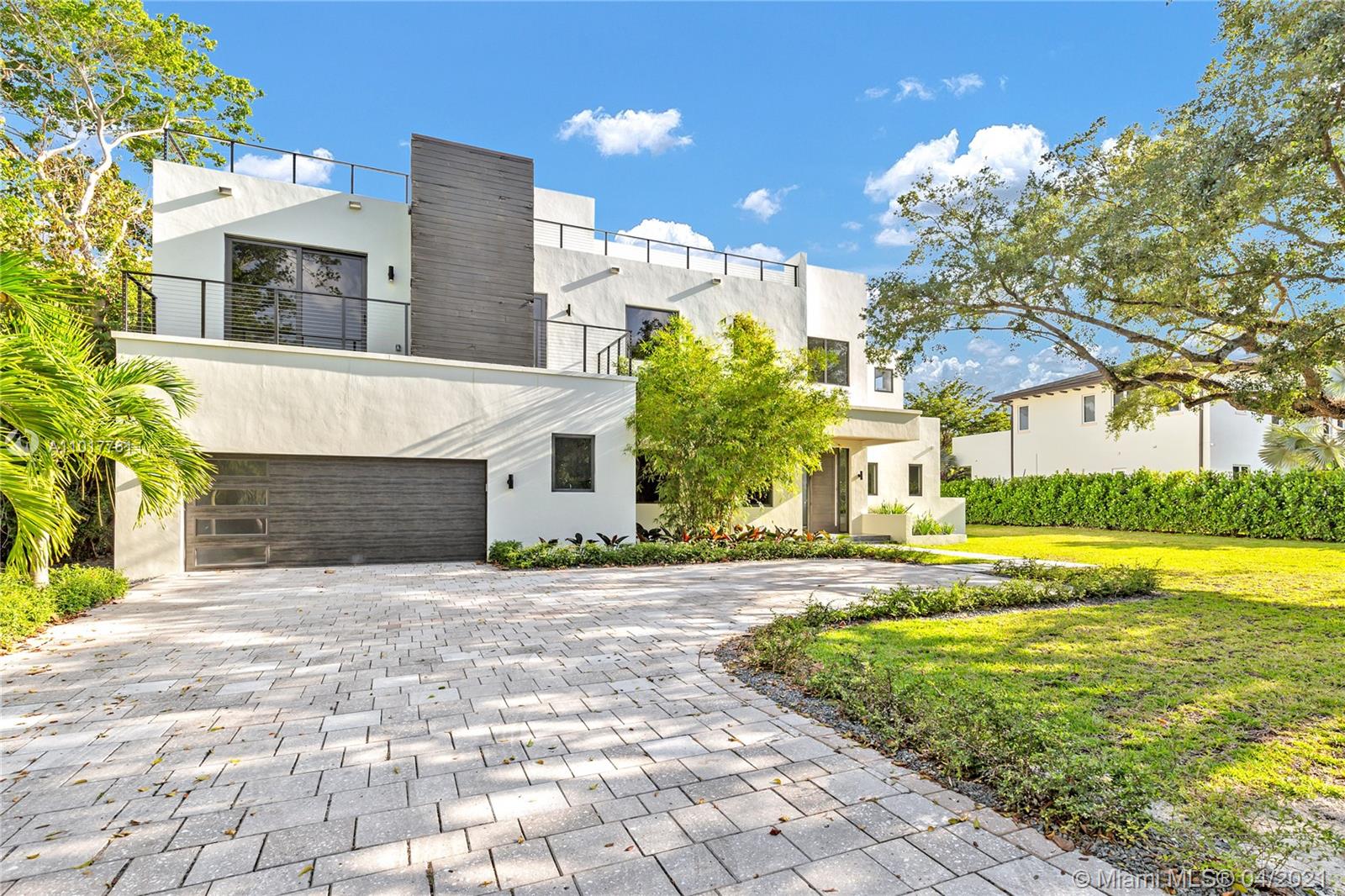 Granada Park - Residential