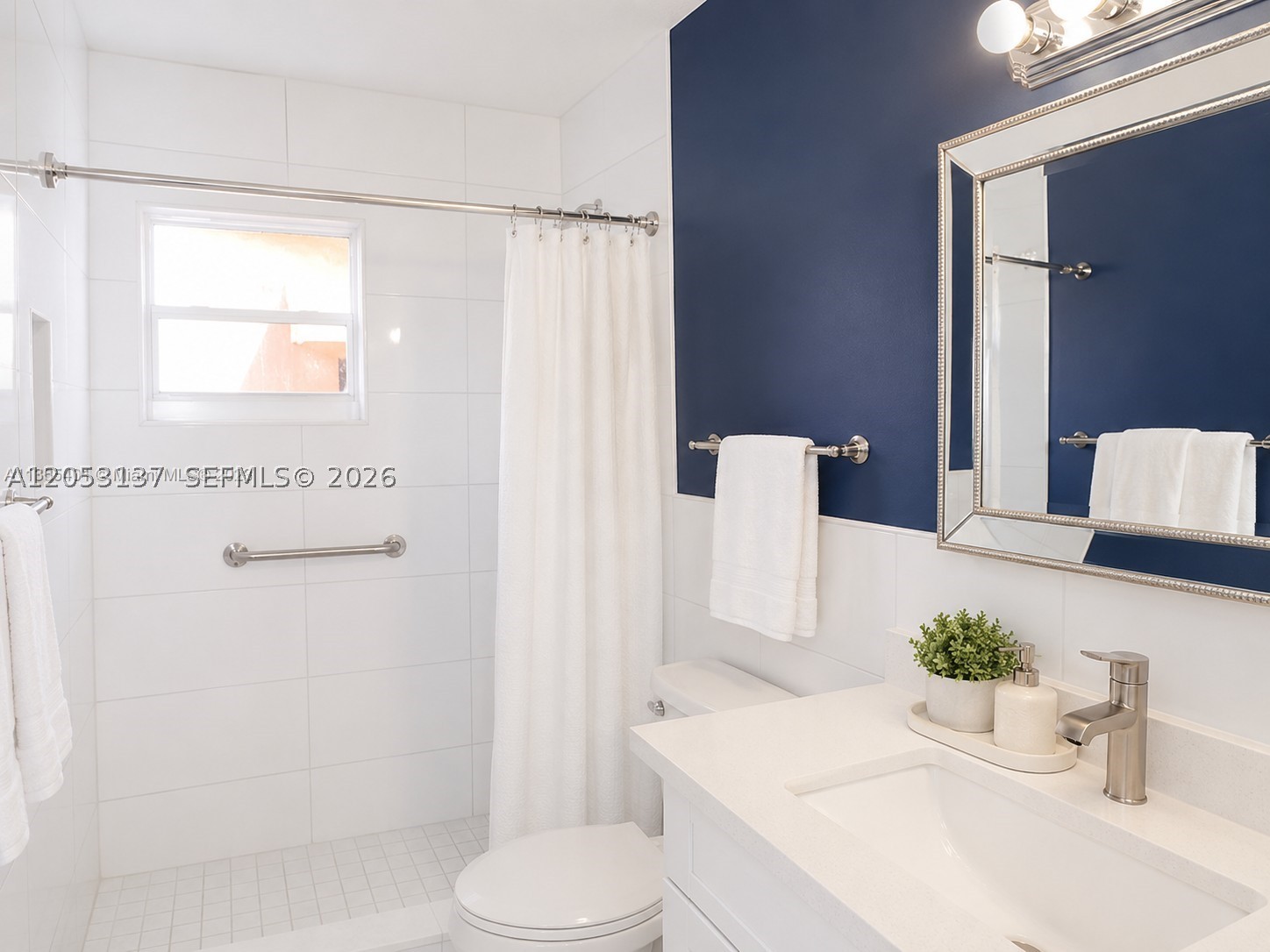 INTERNATIONAL GARDENS CON - Residential Lease