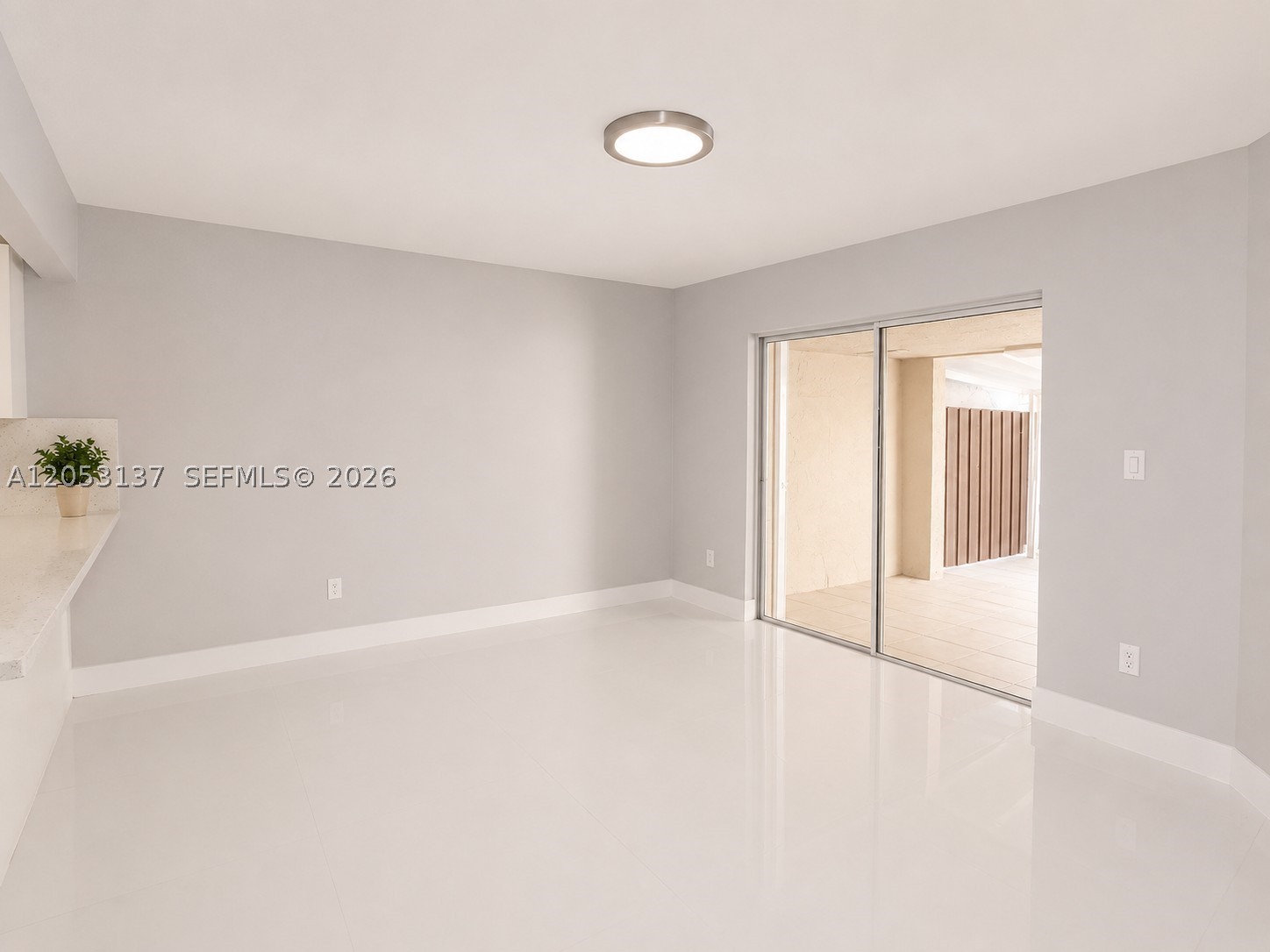 INTERNATIONAL GARDENS CON - Residential Lease