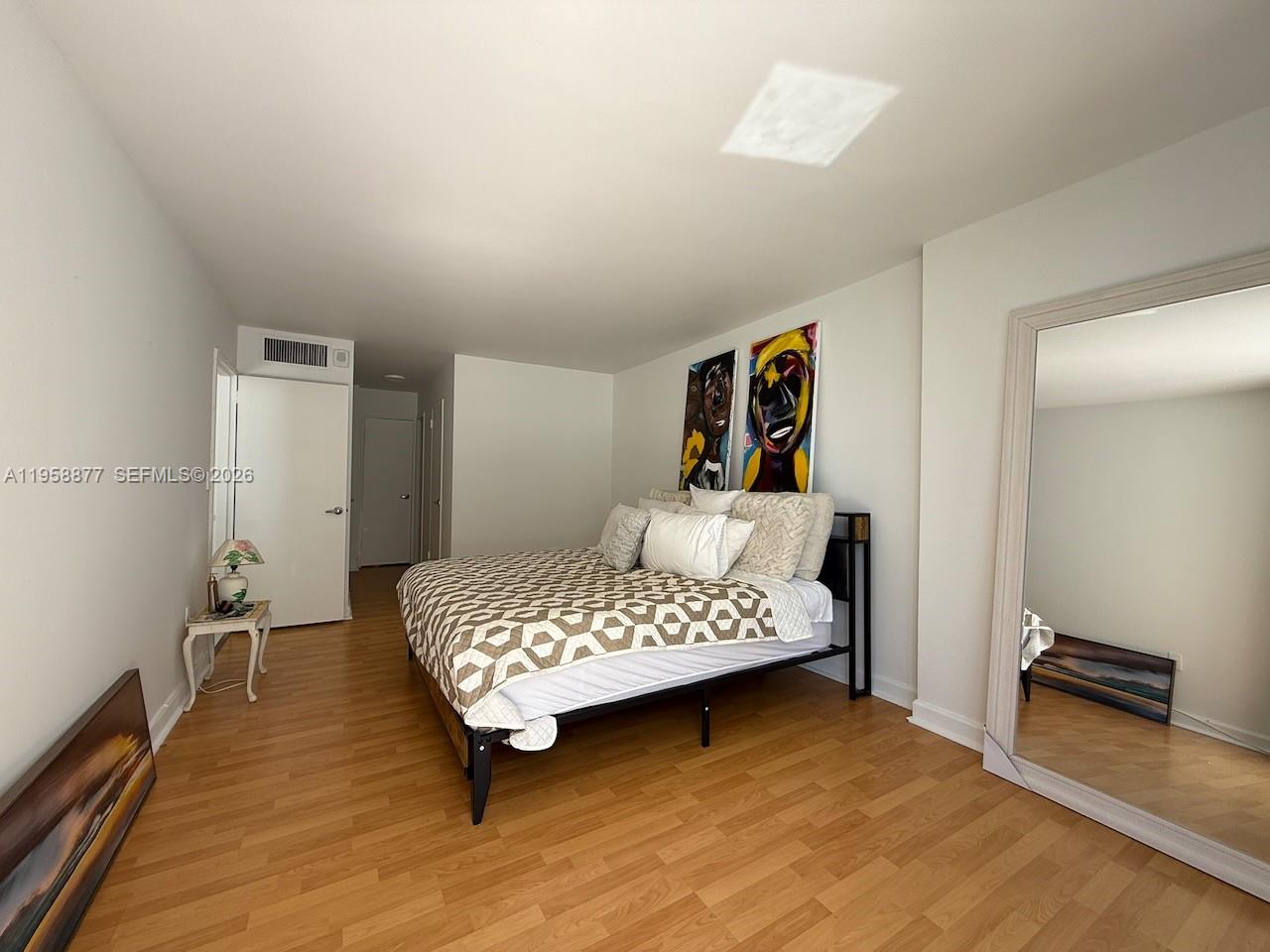 BAYVIEW TERR CONDO - Residential