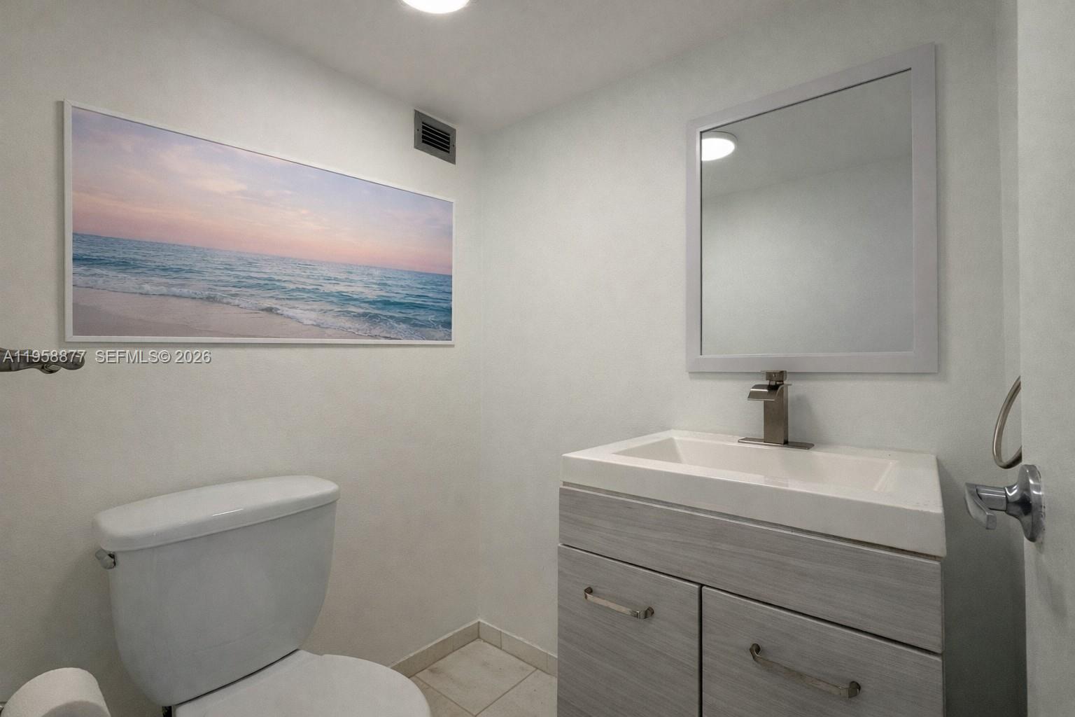 BAYVIEW TERR CONDO - Residential