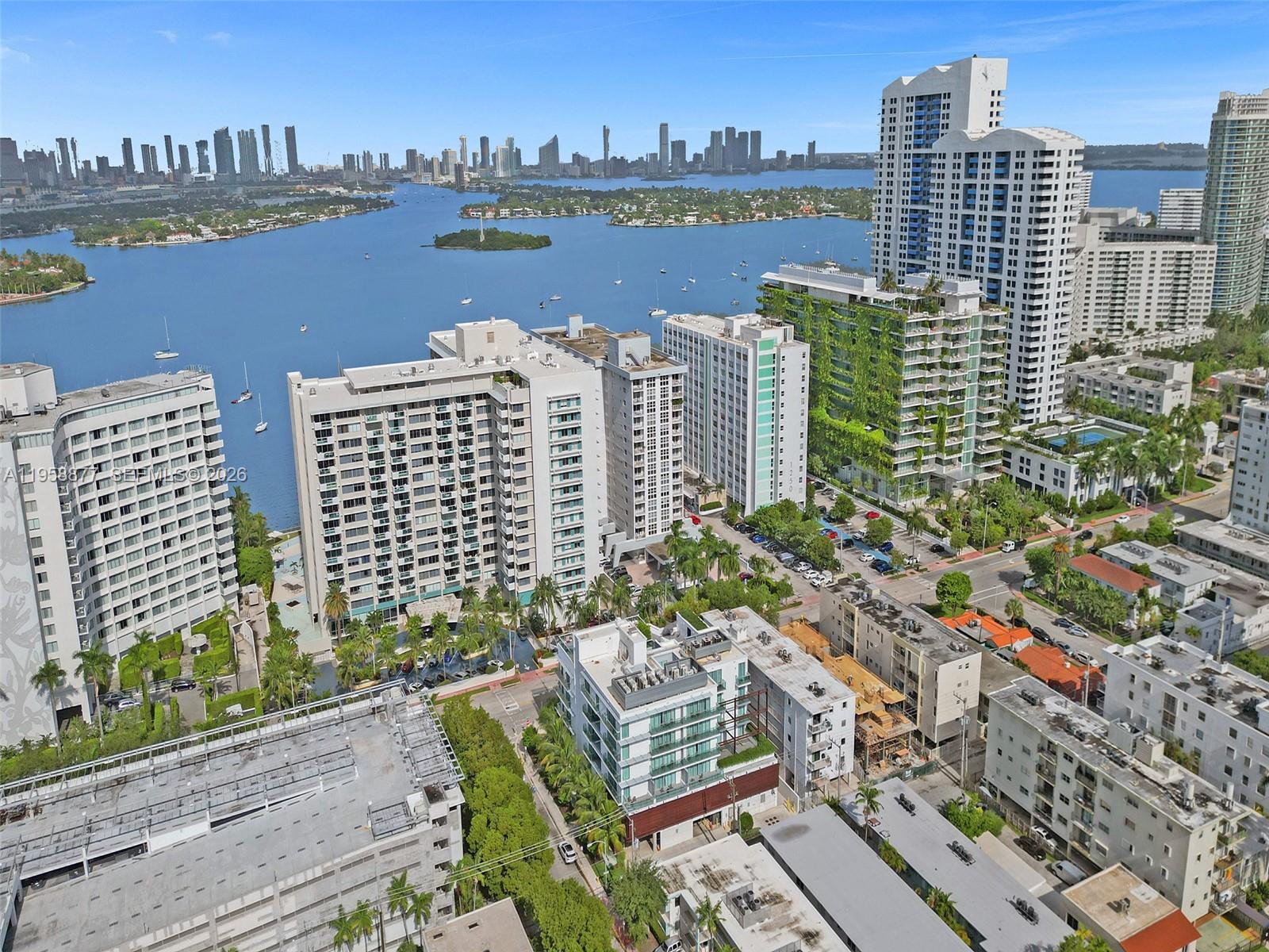 BAYVIEW TERR CONDO - Residential