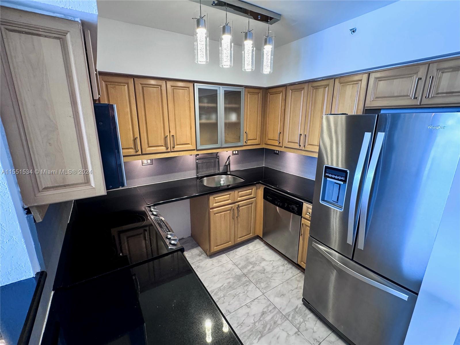 FLAMINGO SOUTH BEACH I CO - Residential Lease