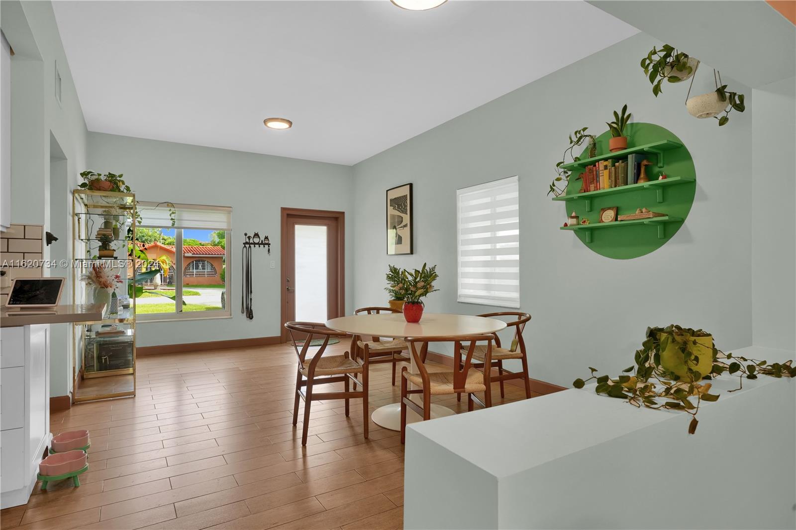 LAKE HEIGHTS - Residential