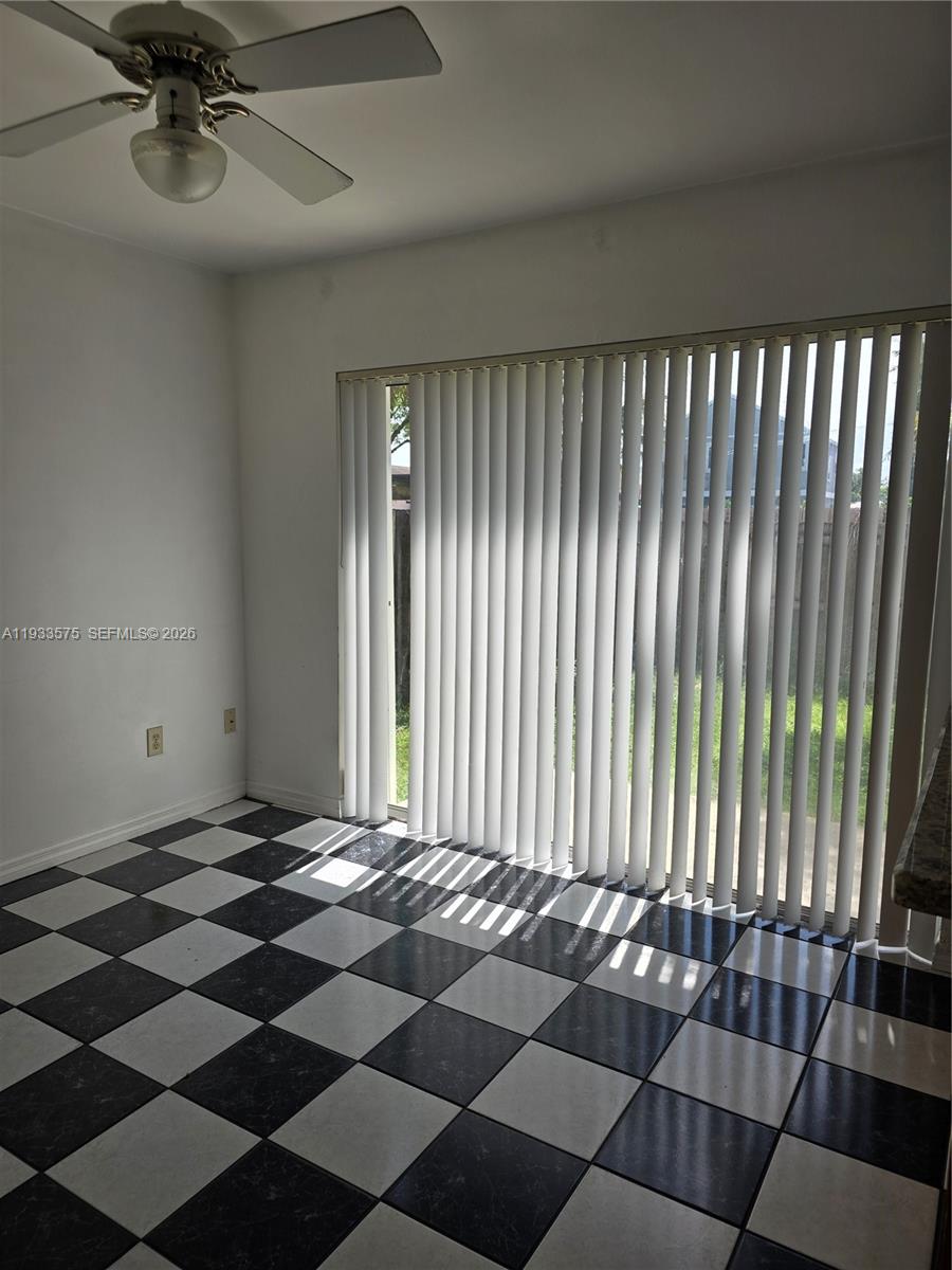 DEERWOOD VILLAS SEC 1 - Residential