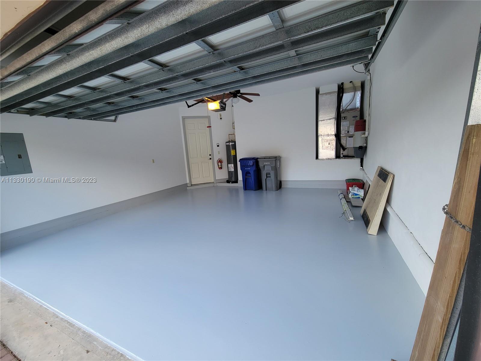 FOXWOOD SUB - Residential Lease