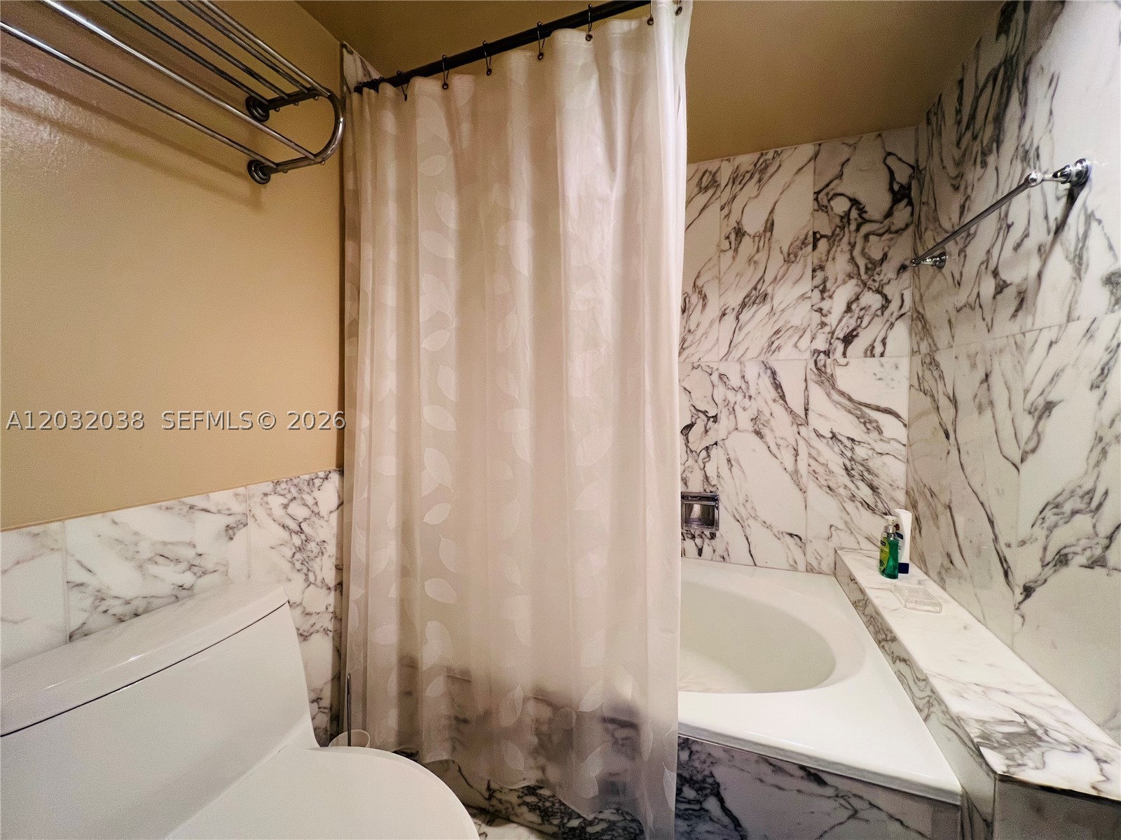 SEA RANCH CLUB B CONDO - Residential Lease