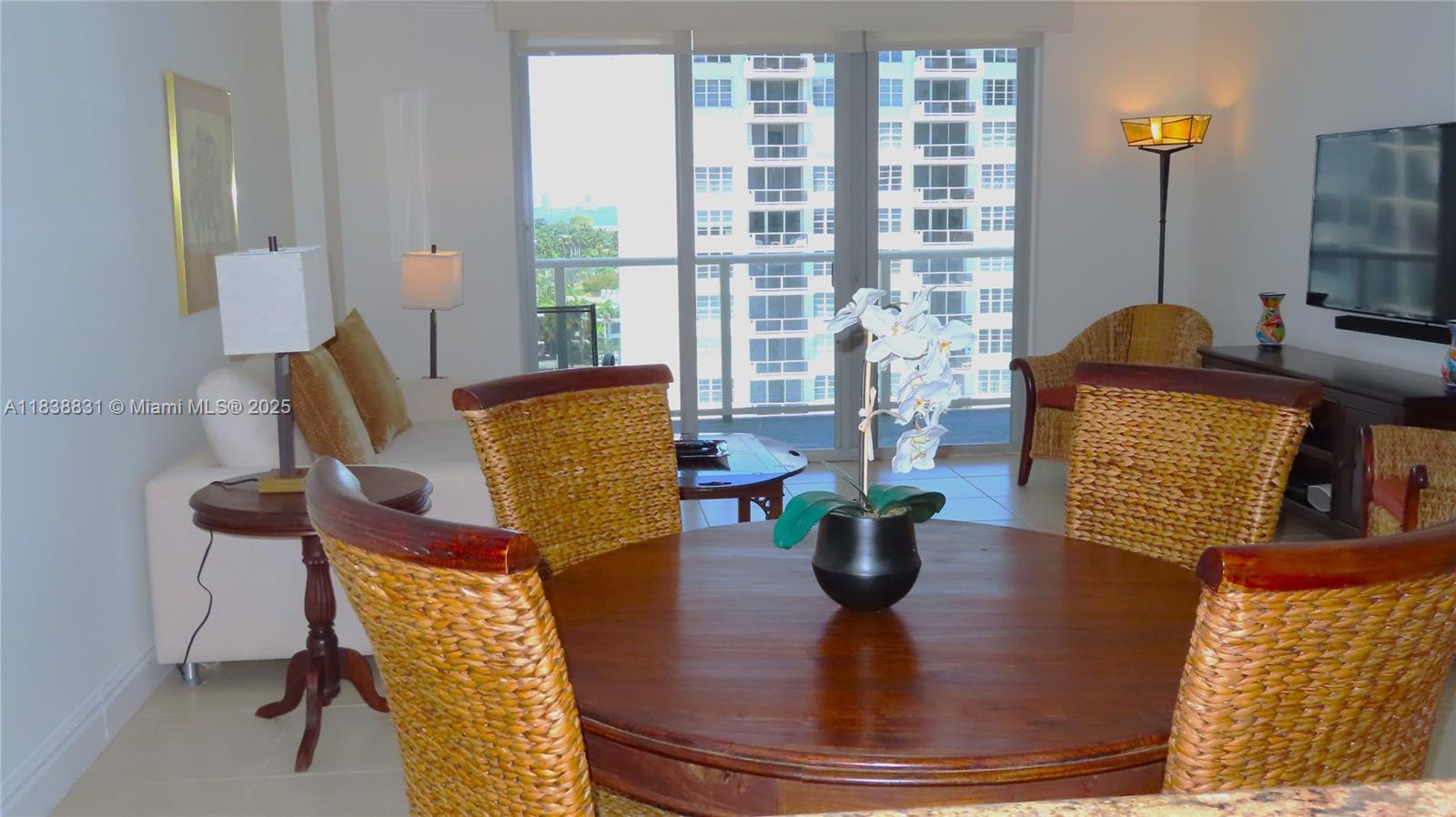 ARLEN BEACH CONDO - Residential Lease