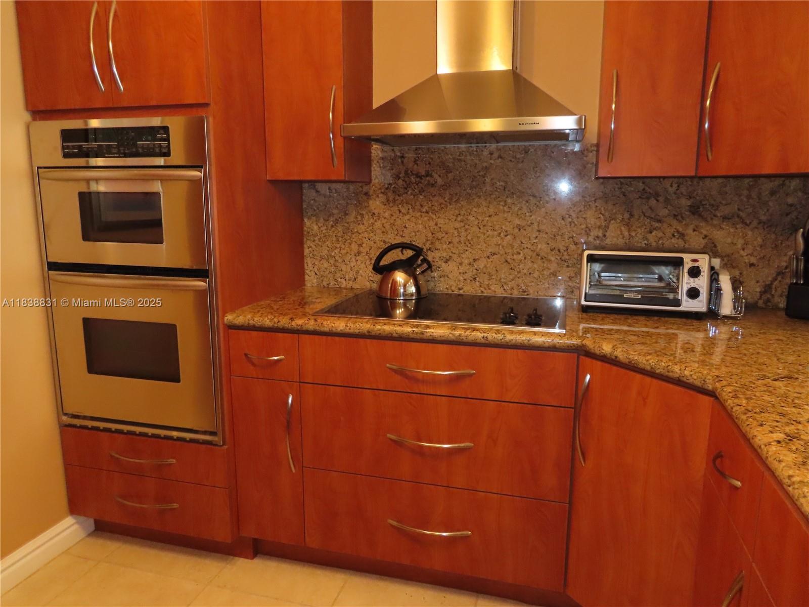 ARLEN BEACH CONDO - Residential Lease