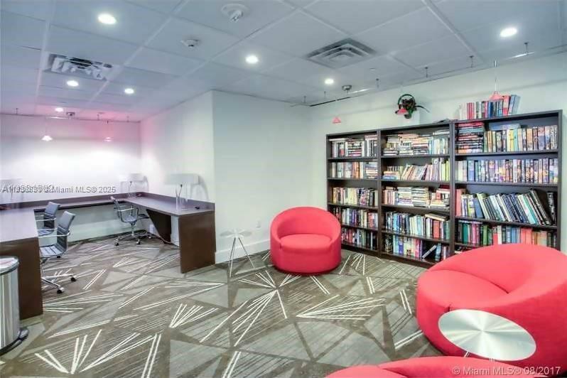 ARLEN BEACH CONDO - Residential Lease