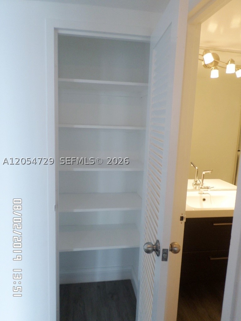KENNEDY HOUSE CONDO - Residential