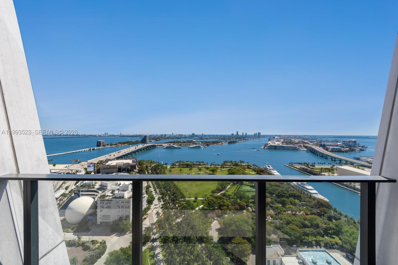 ONE THOUSAND MUSEUM CONDO - Residential