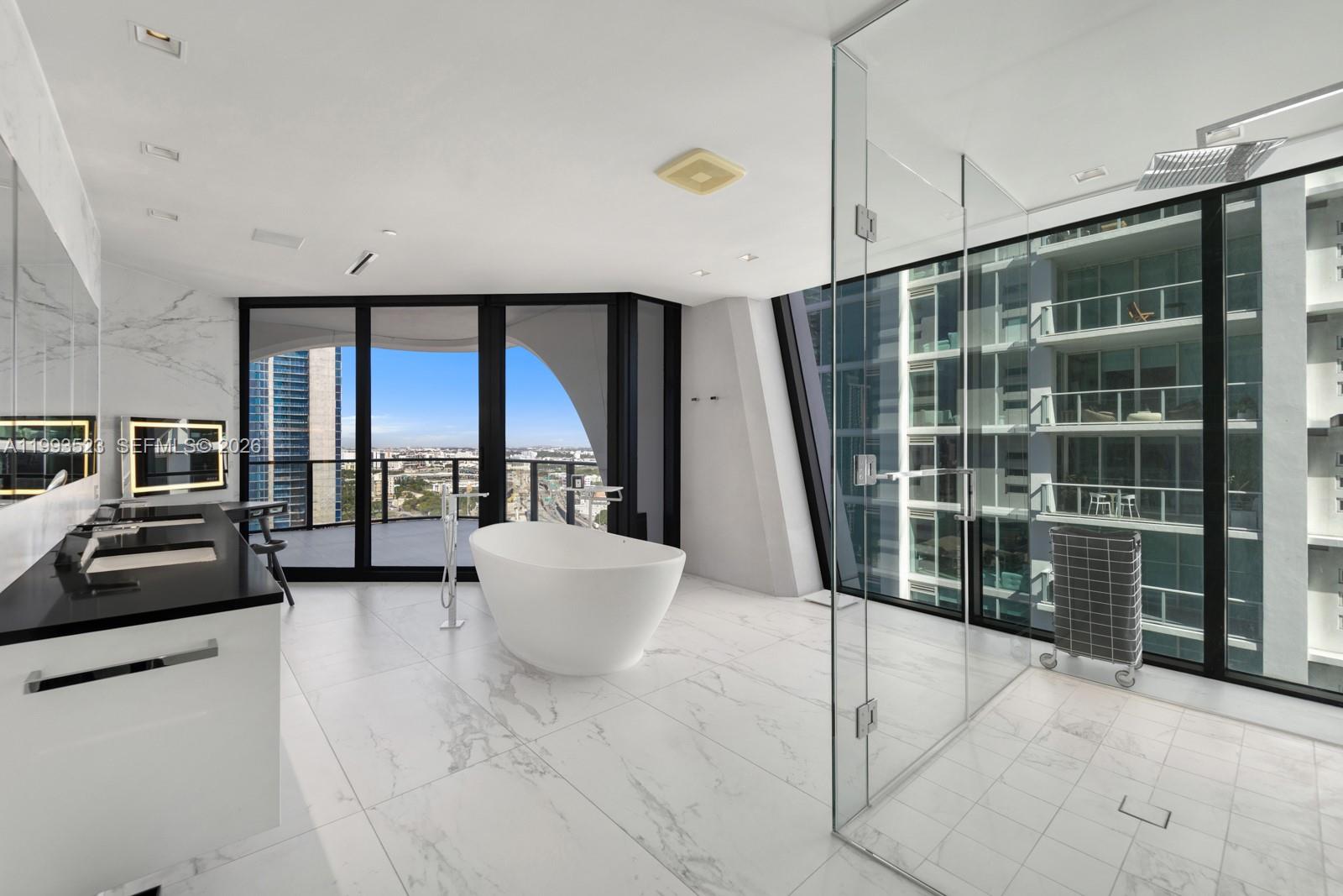 ONE THOUSAND MUSEUM CONDO - Residential