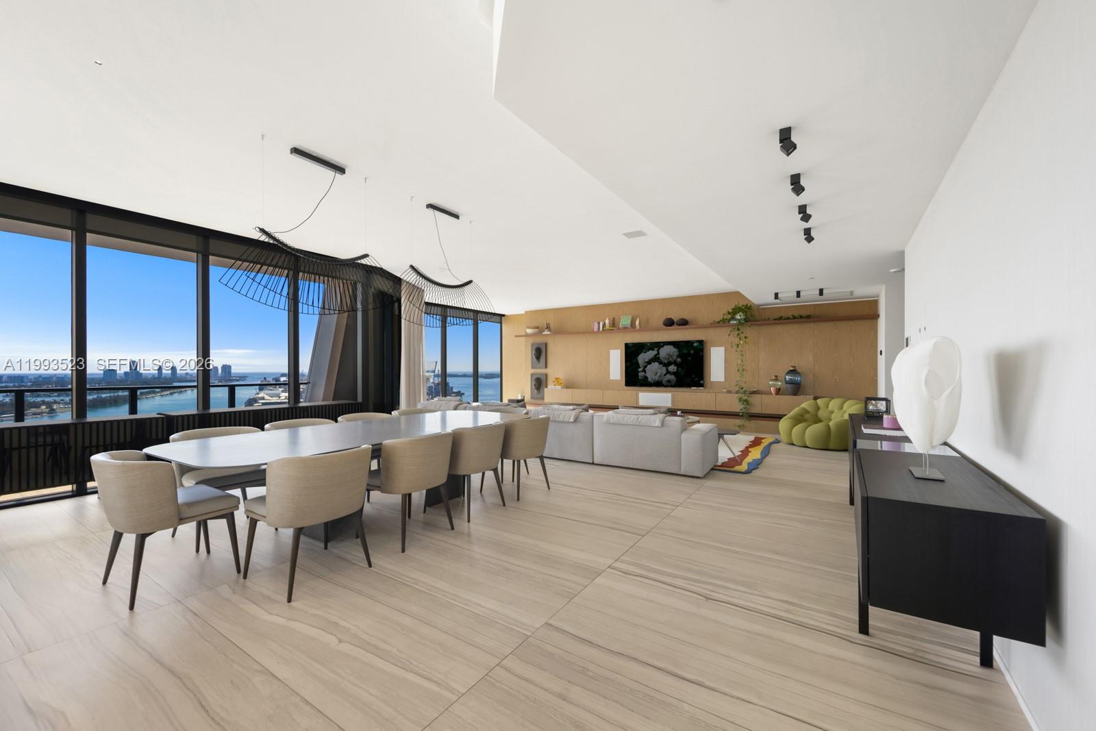 ONE THOUSAND MUSEUM CONDO - Residential
