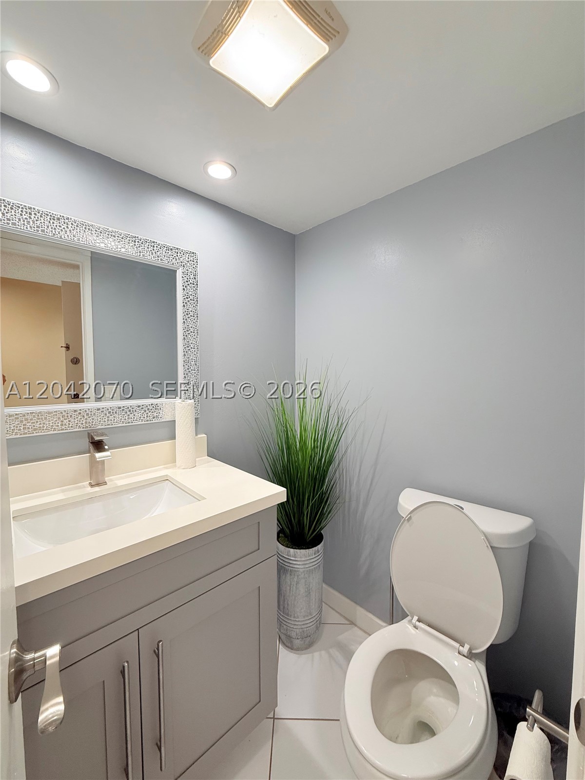 JACARANDA VILLAS NO 2 CON - Residential