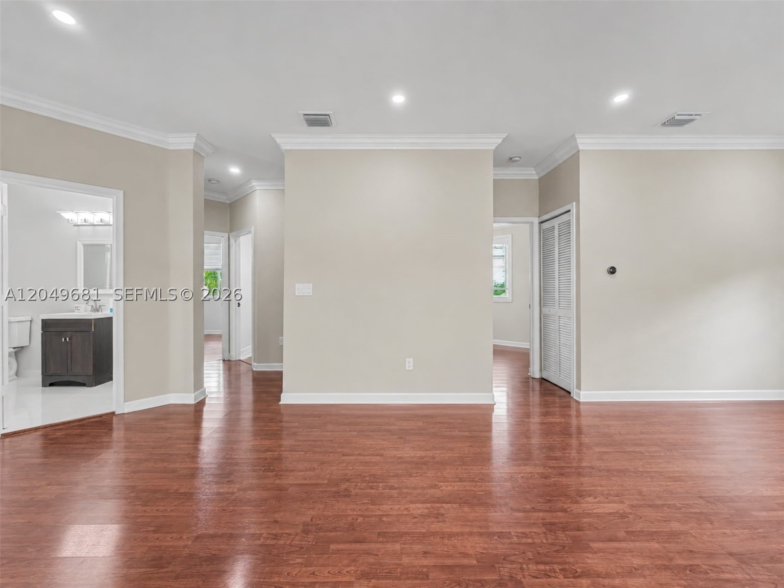 CRESTVIEW LAKES 1ST ADDN - Residential