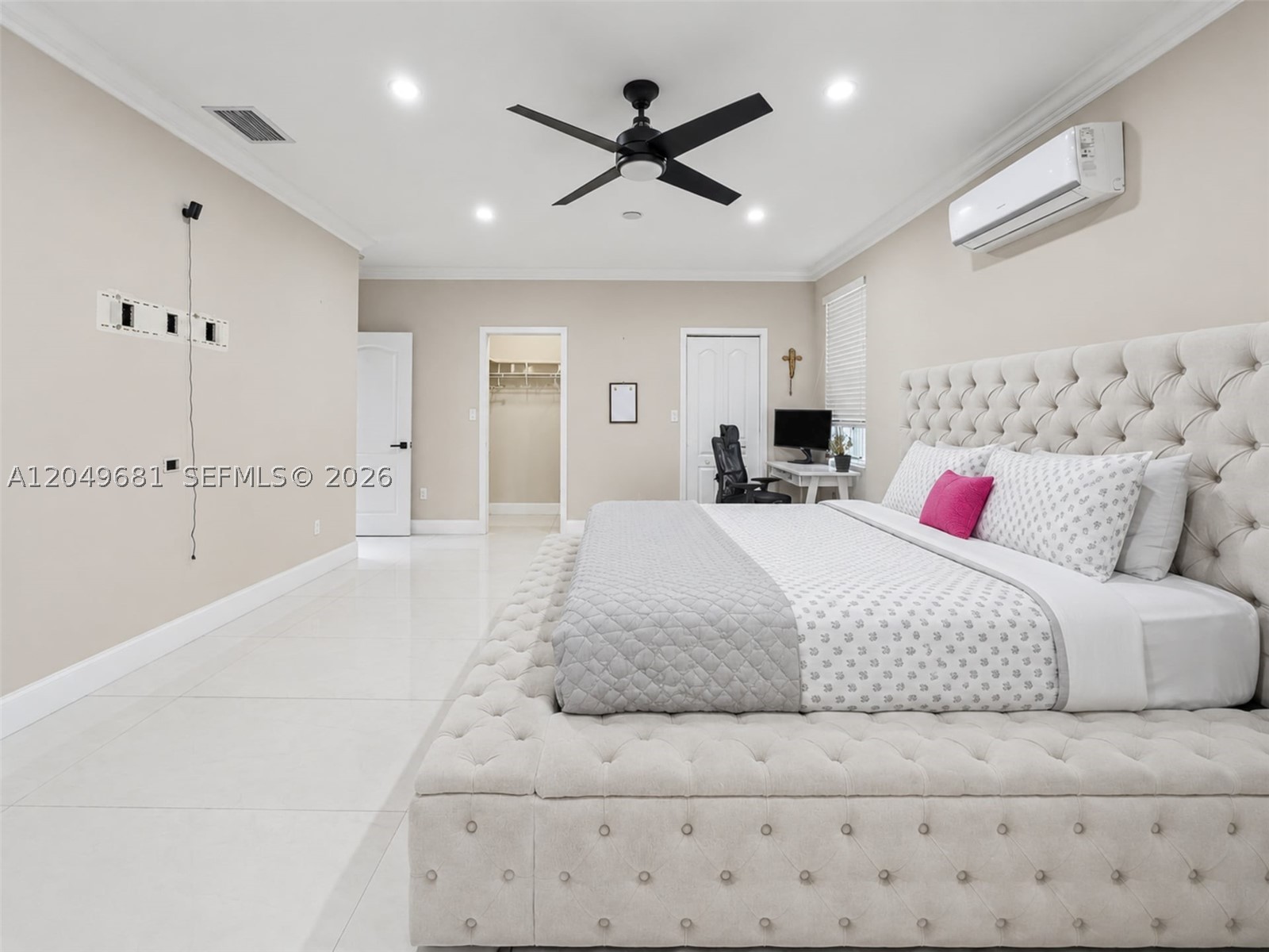 CRESTVIEW LAKES 1ST ADDN - Residential