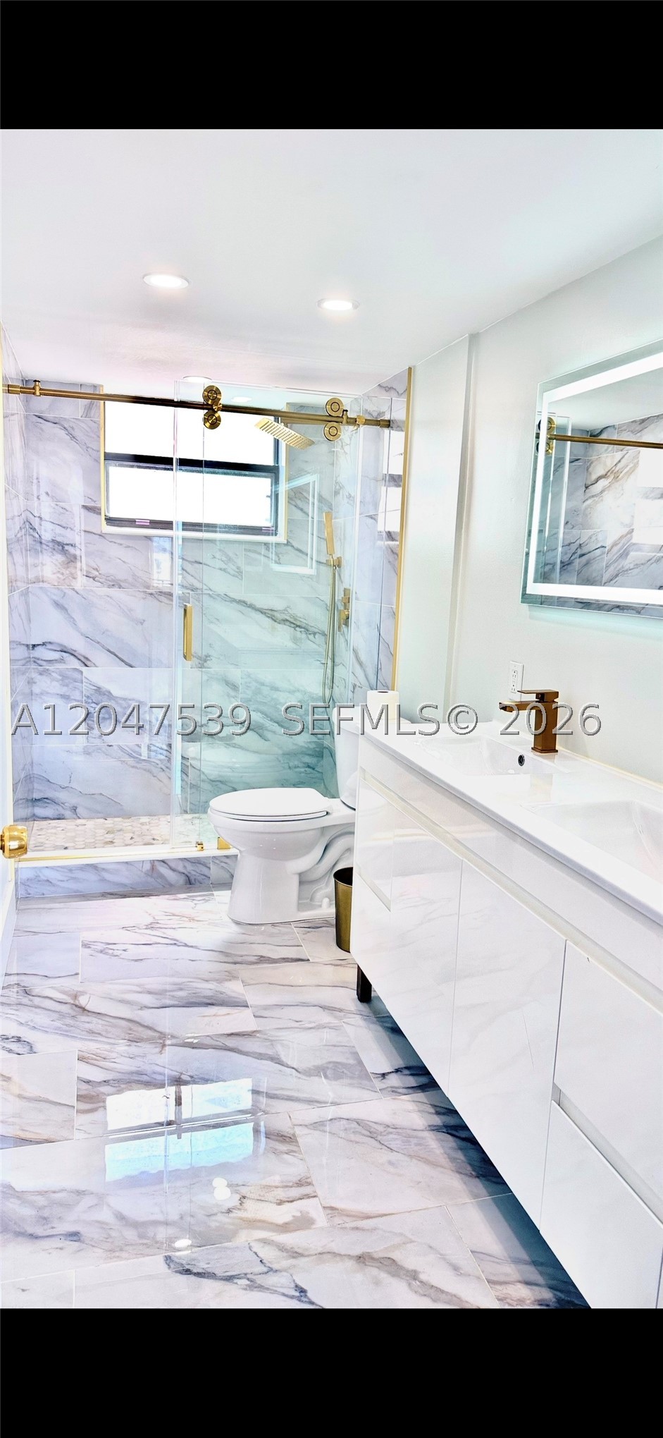BYRON BAY CONDO - Residential Lease