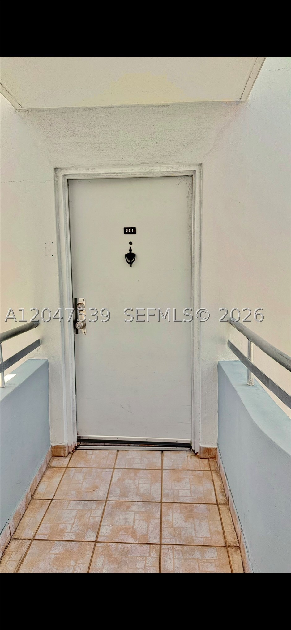 BYRON BAY CONDO - Residential Lease