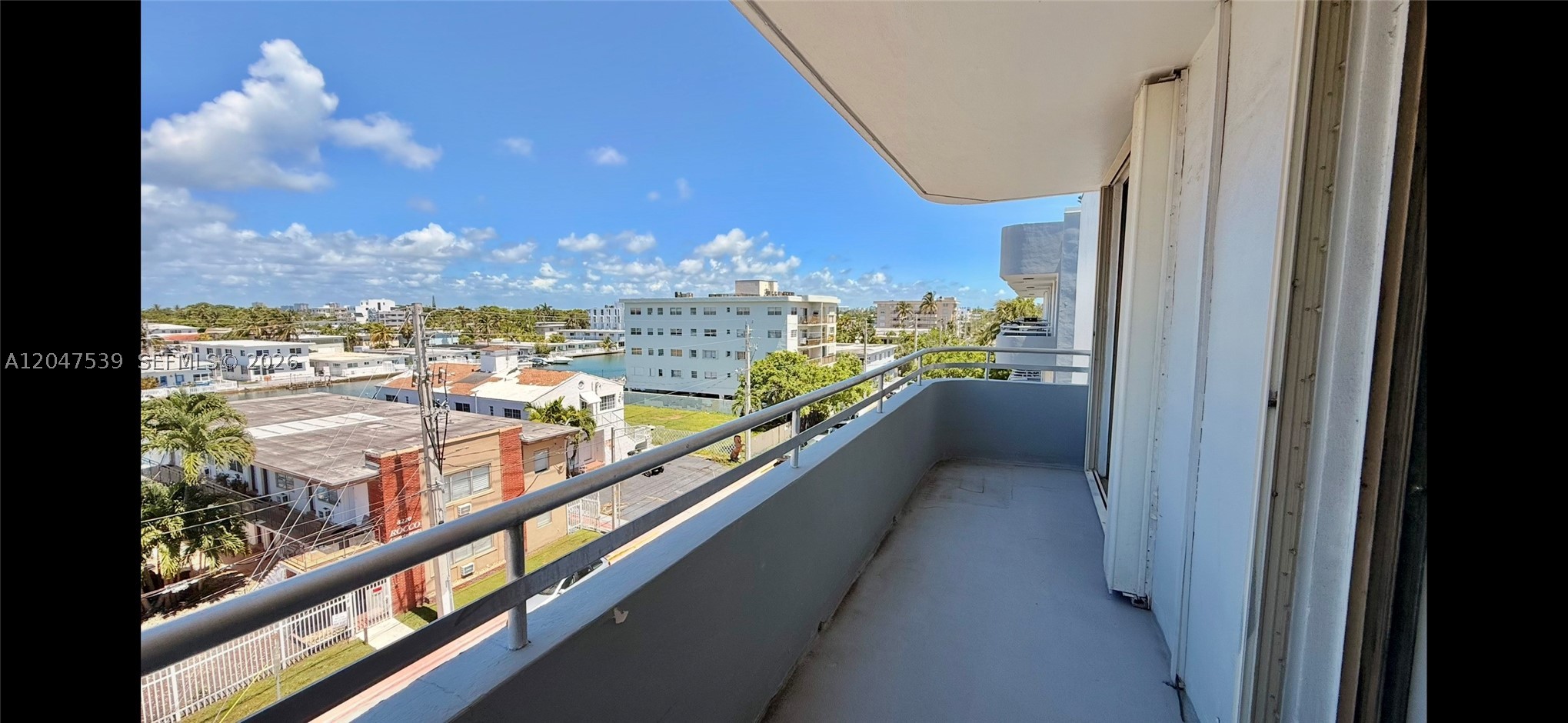 BYRON BAY CONDO - Residential Lease