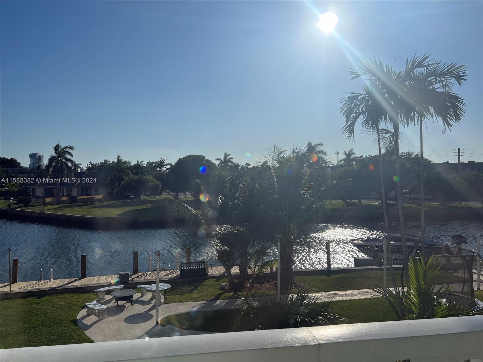 ENVOY APARTMENTS CONDOMIN - Residential Lease