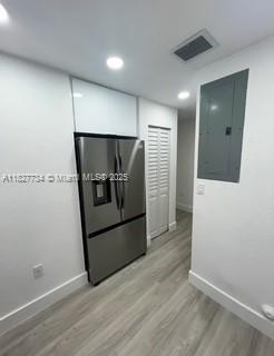 HOLLYWOOD LAWNS - Residential