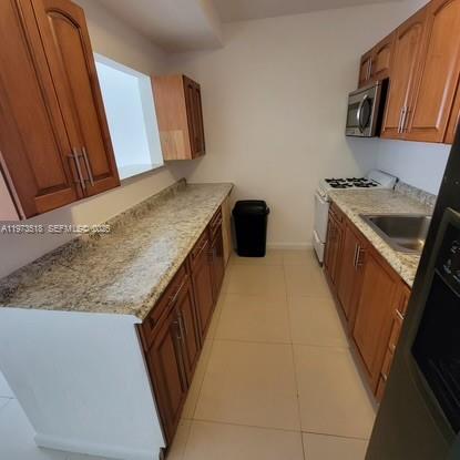 PEMBROKE ARMS CONDO APTS - Residential